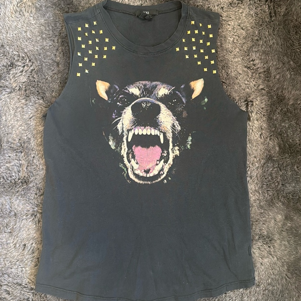 Graphic tank top